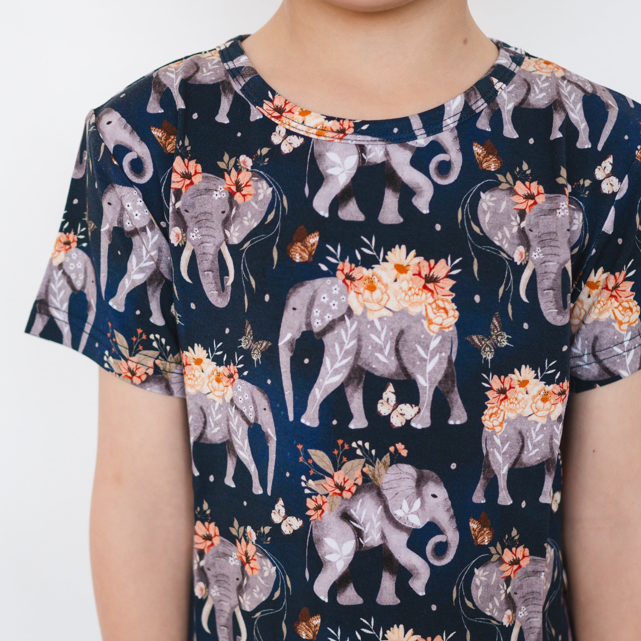 T-Shirt - Elephants- Luxe - ploombaby Bamboo Baby Kid Clothing