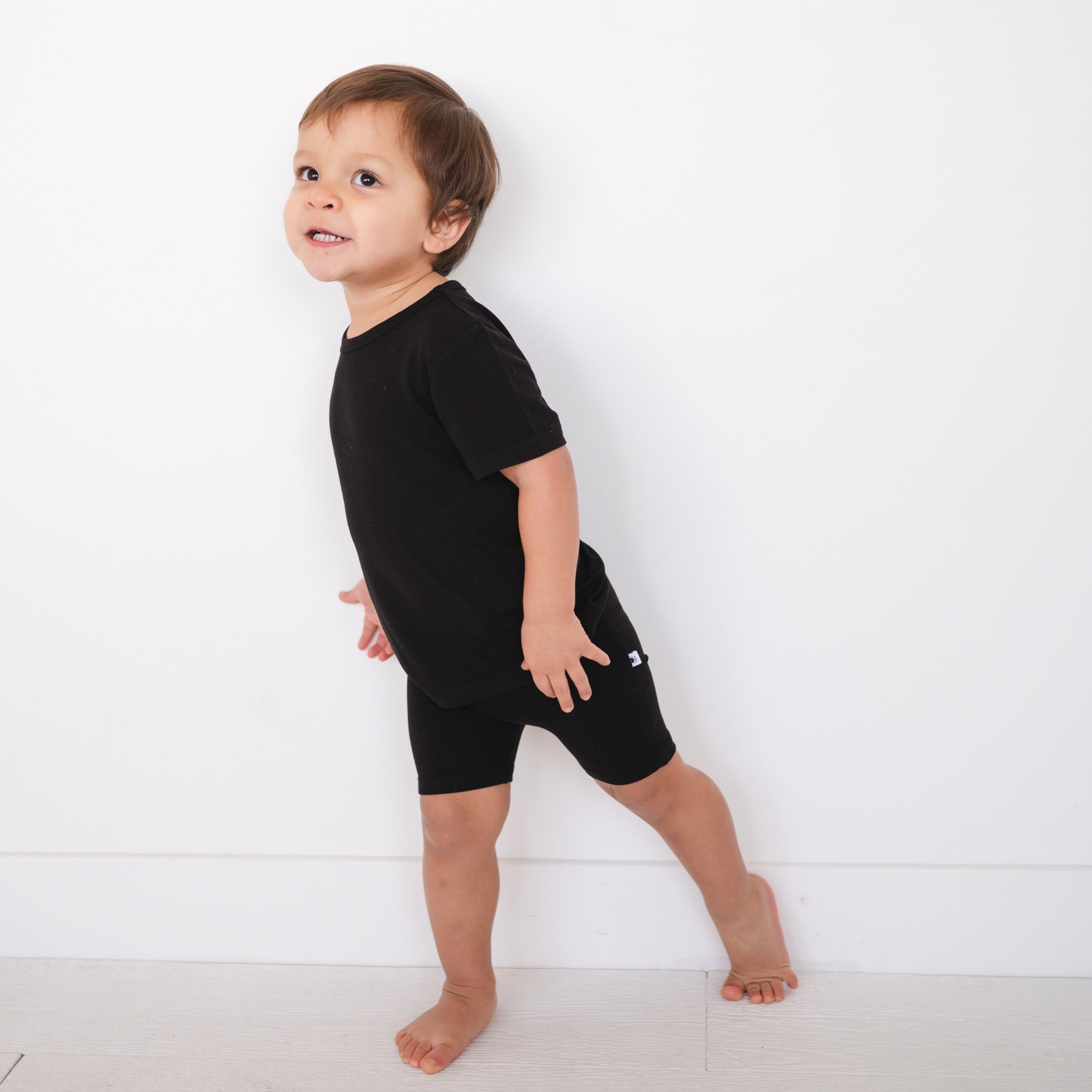 T-shirt - Obsidian - Luxe - ploombaby Bamboo Baby Kid Clothing