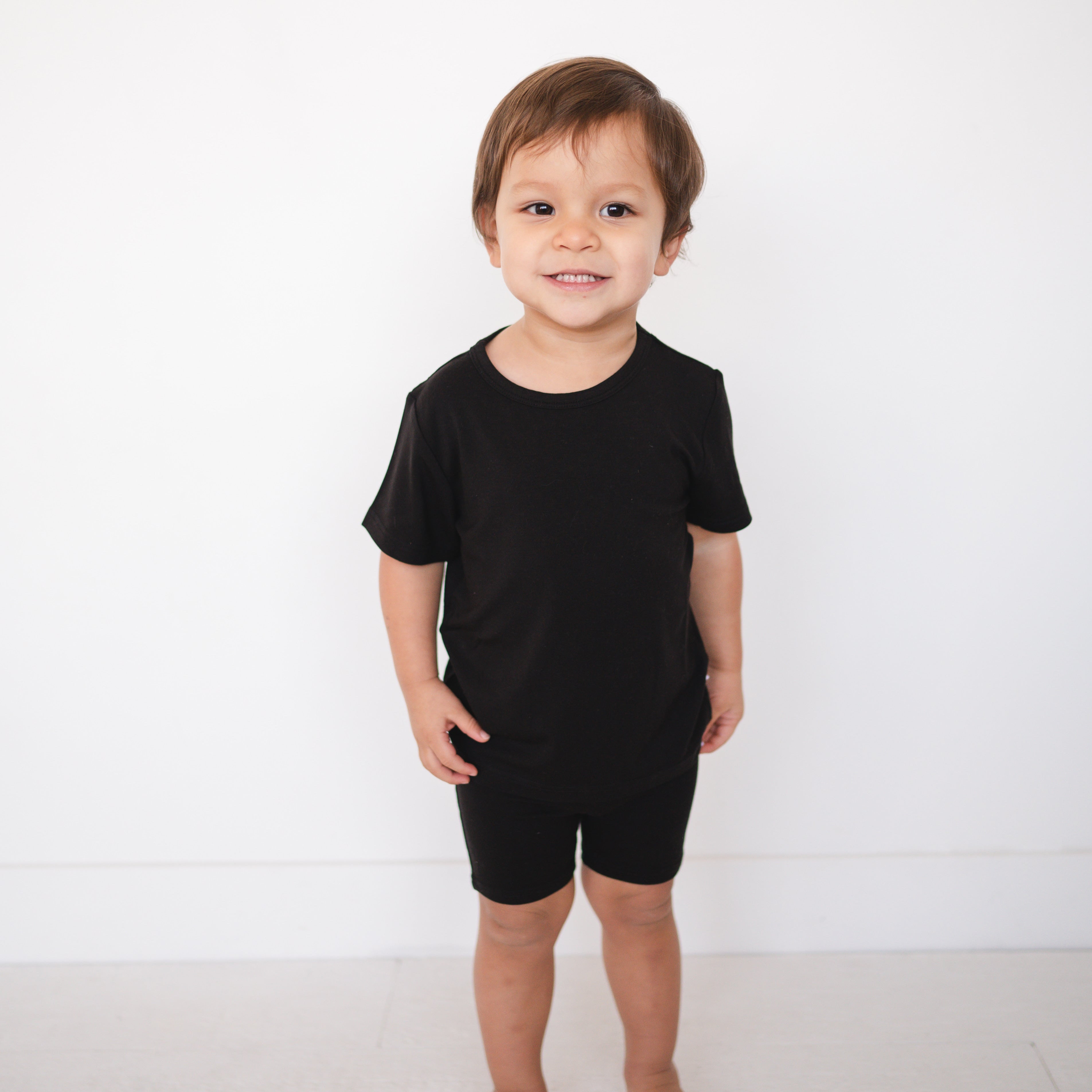 T-shirt - Obsidian - Luxe - ploombaby Bamboo Baby Kid Clothing