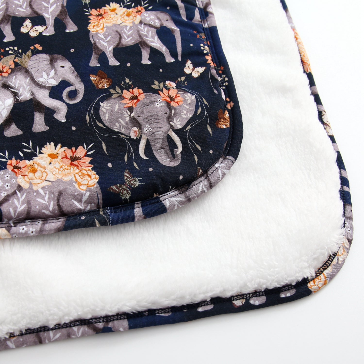 Luxe Plushy Couch Blanket - Elephants - Luxe - ploombaby Bamboo Baby Kid Clothing