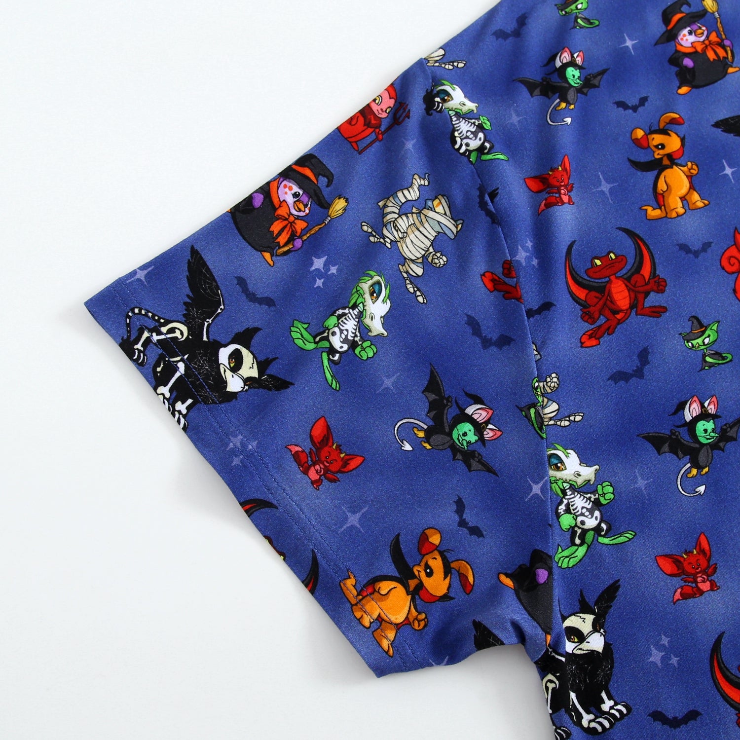 Blue sleep tee with a Halloween Neopets print.