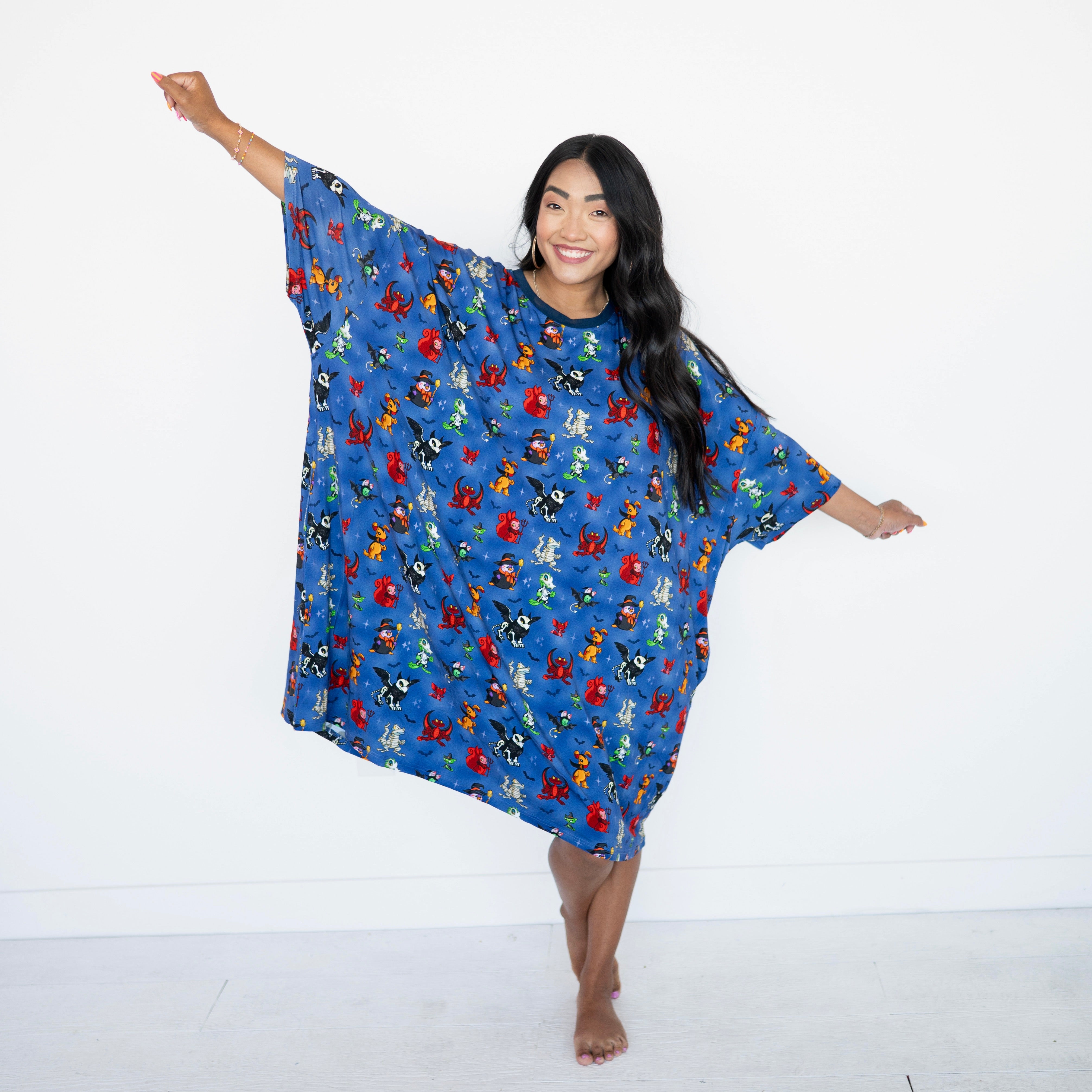 Adult Mega Sleep Tee with a Halloween Neopets print.