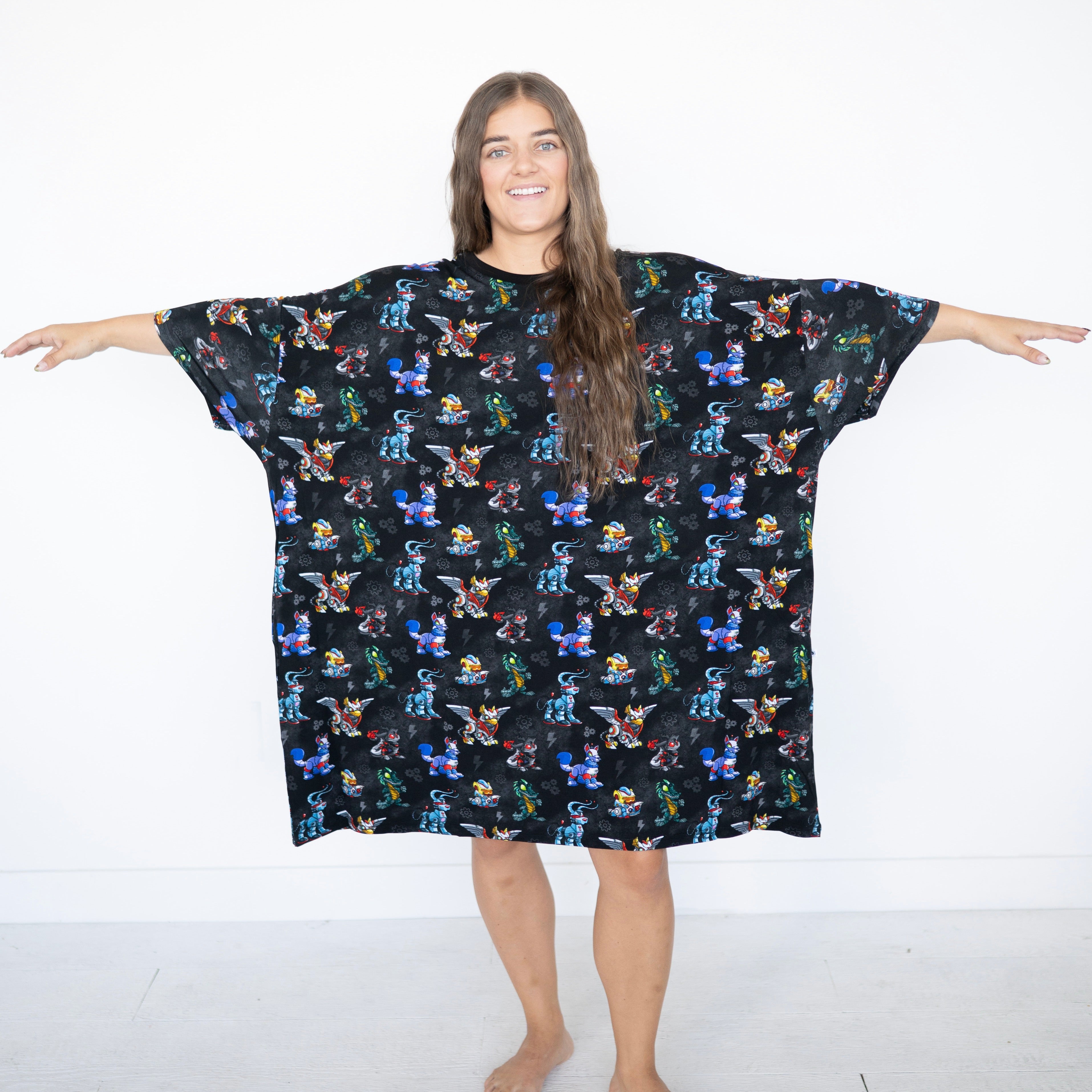 Adult Mega Sleep Tee with a Neopets Robot print.