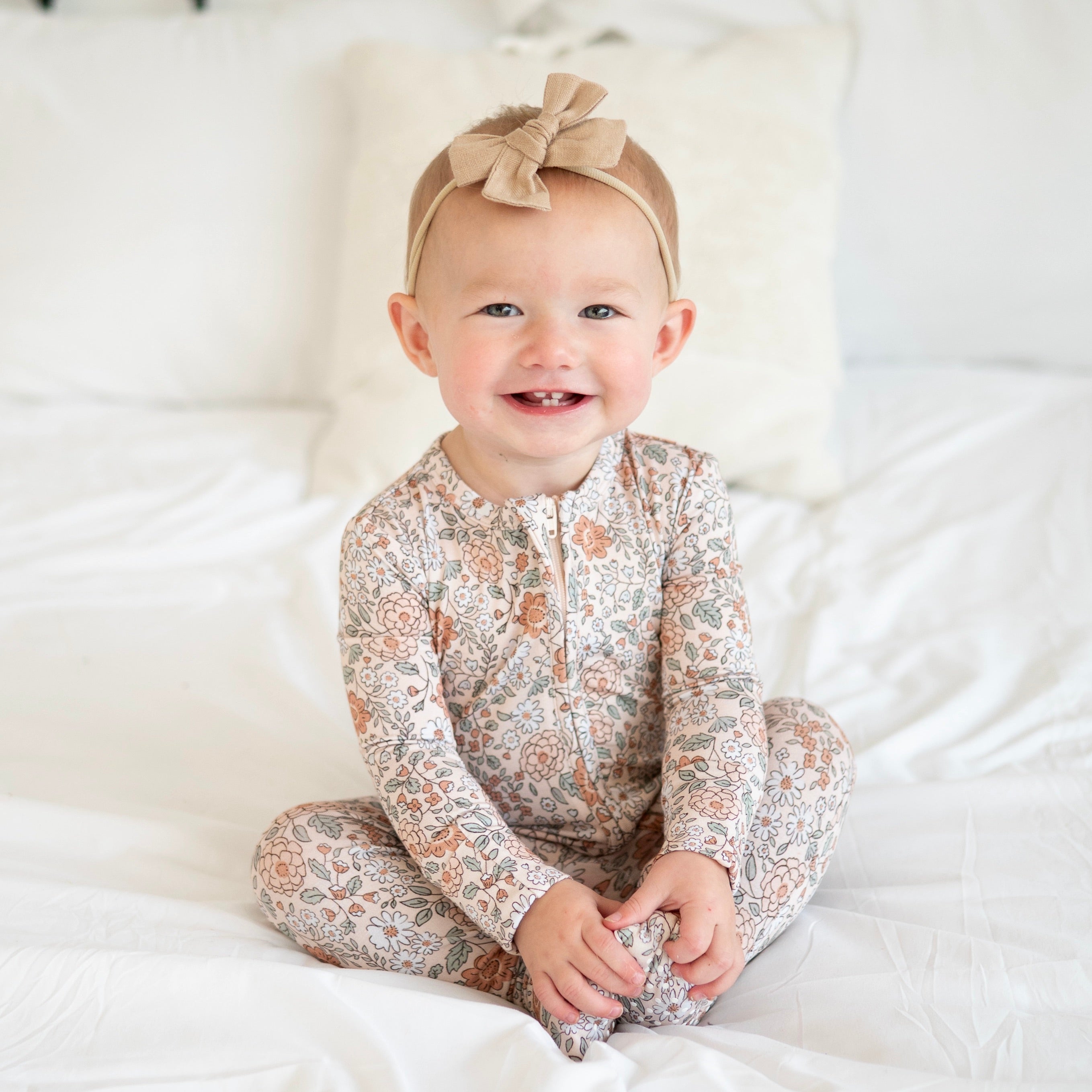 Girly Baby Shower Zippy Bundle - Vintage Floral & Dainty
