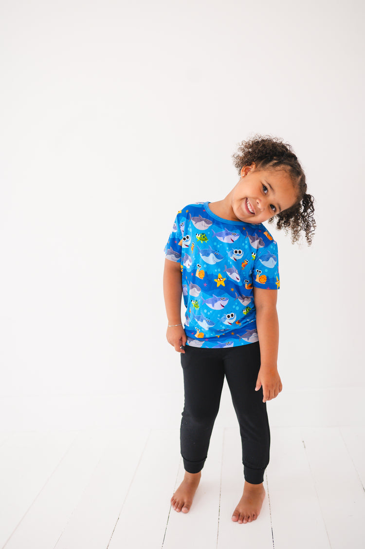 T-shirt - Super Simple Baby Shark - Luxe Bamboo