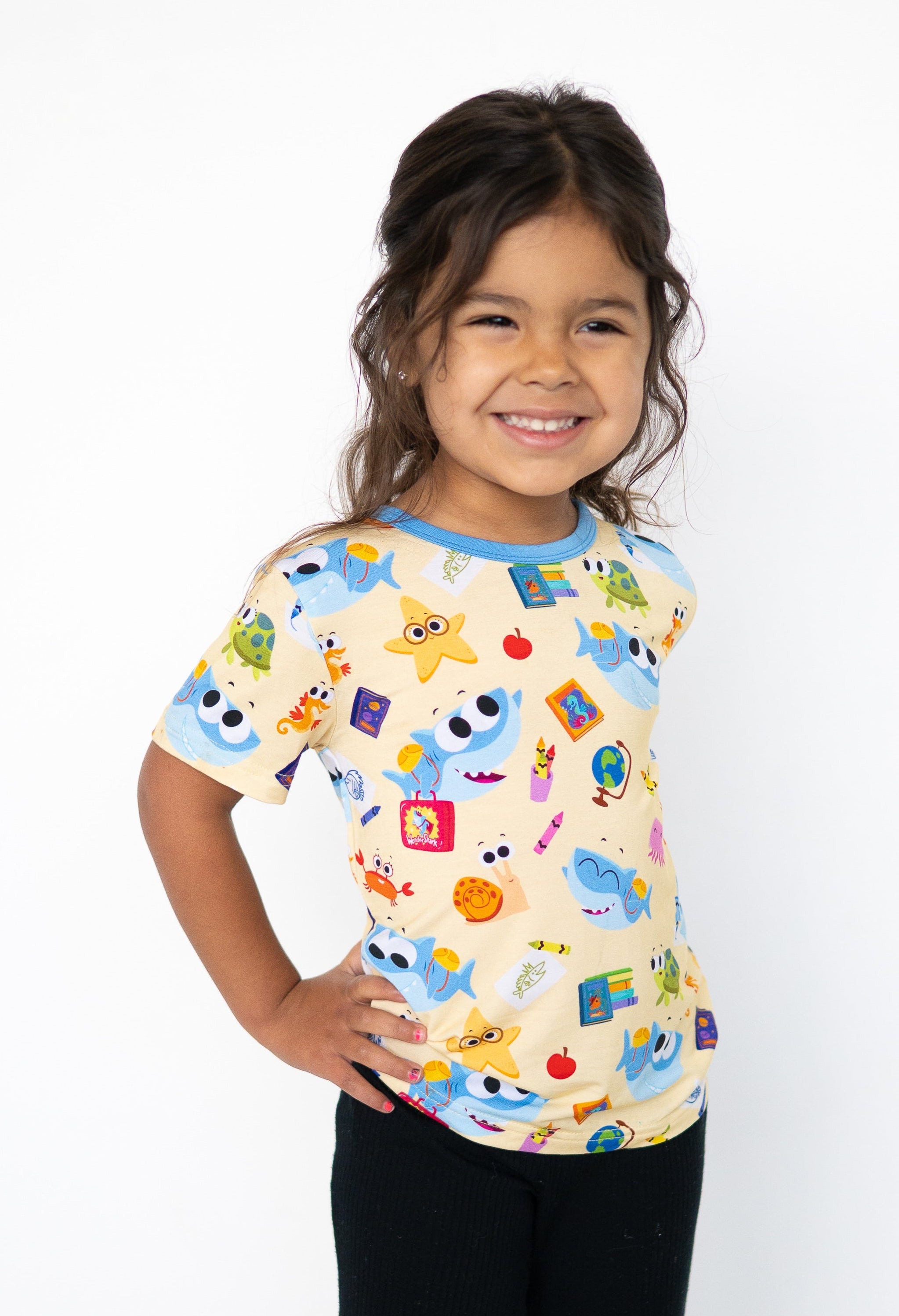 T-shirt - Super Simple™ Finny the Shark at School - Tencel Modal