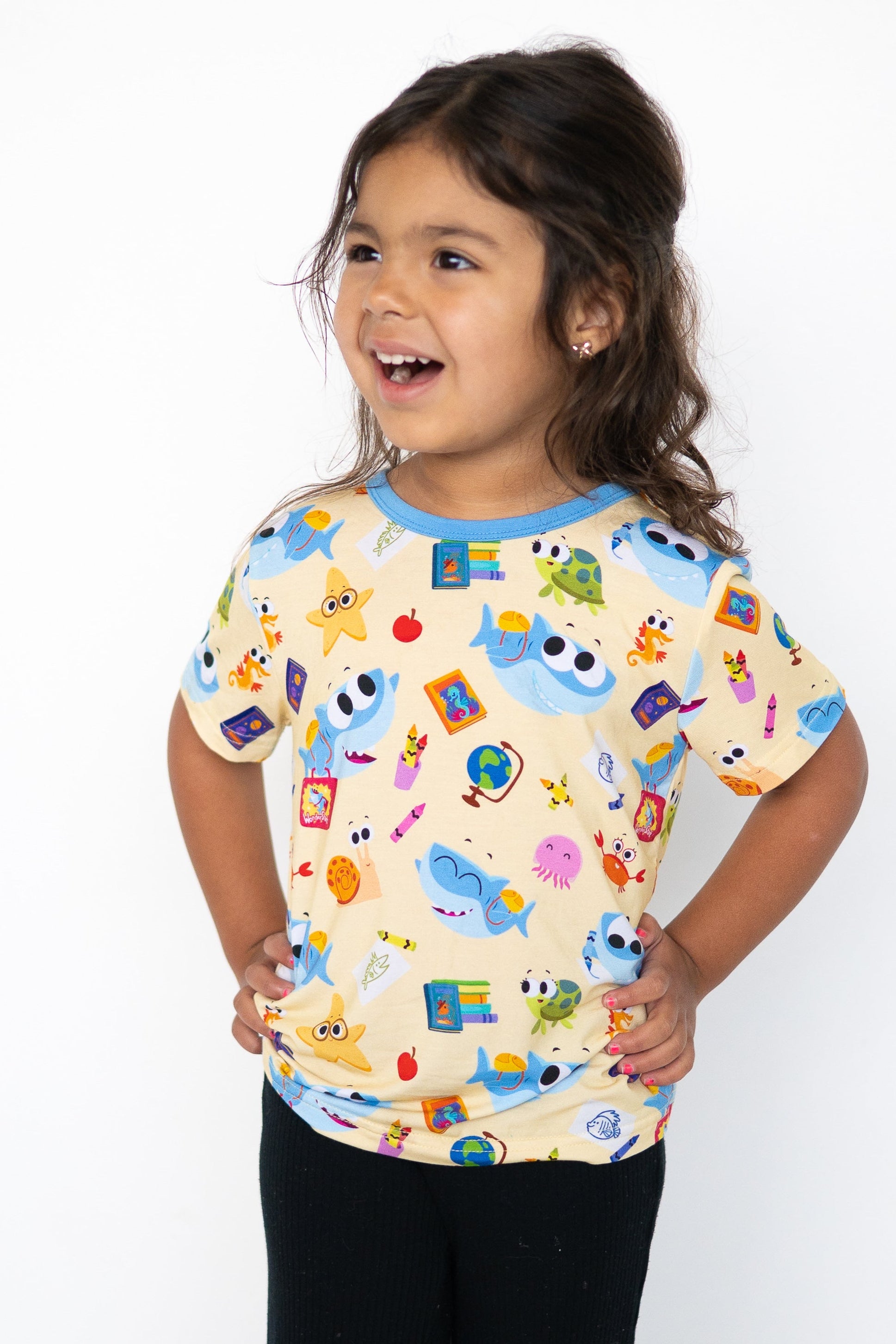 T-shirt - Super Simple™ Finny the Shark at School - Tencel Modal