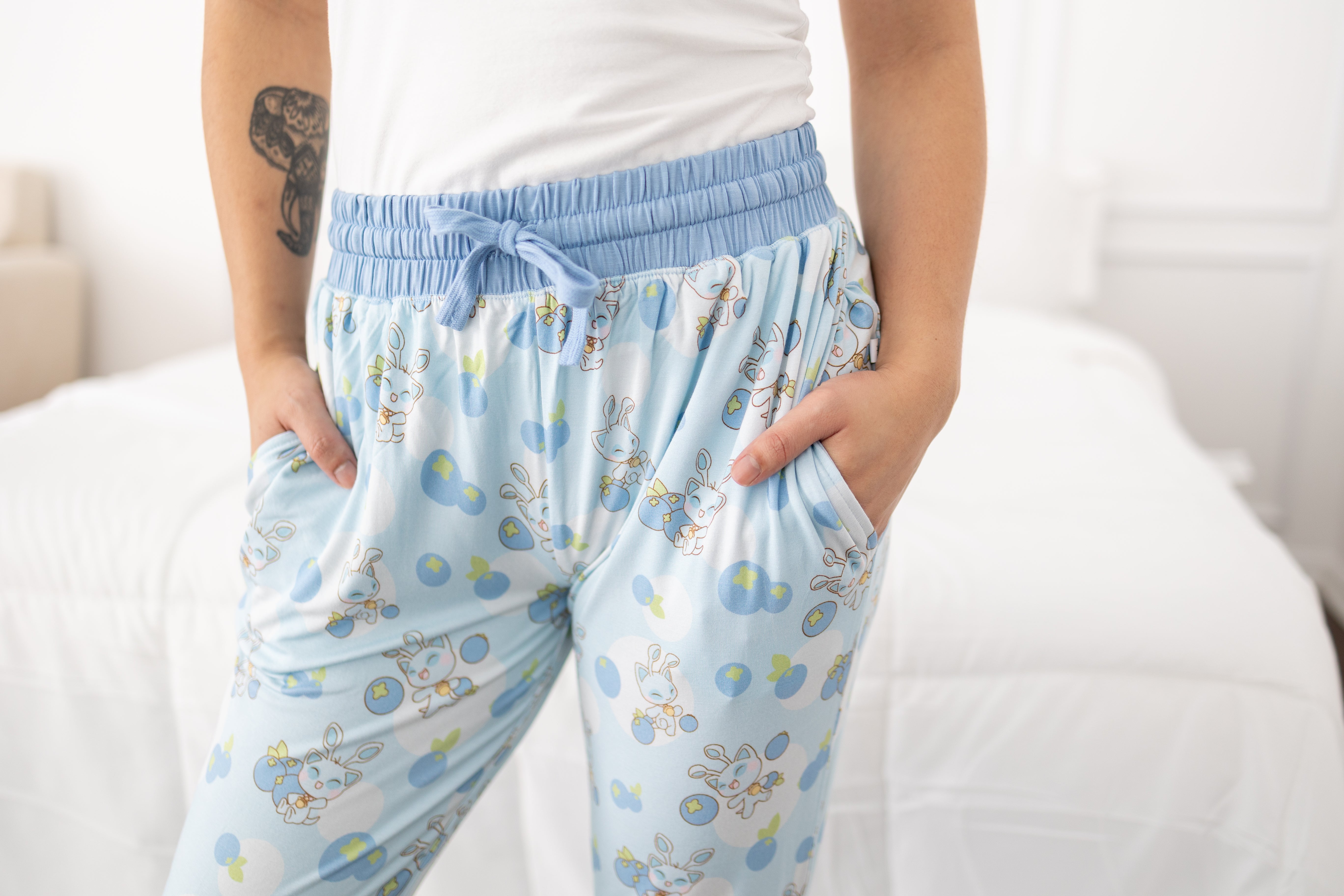 Women's Fit Joggers - Neopets® Blueberry Baby - Luxe