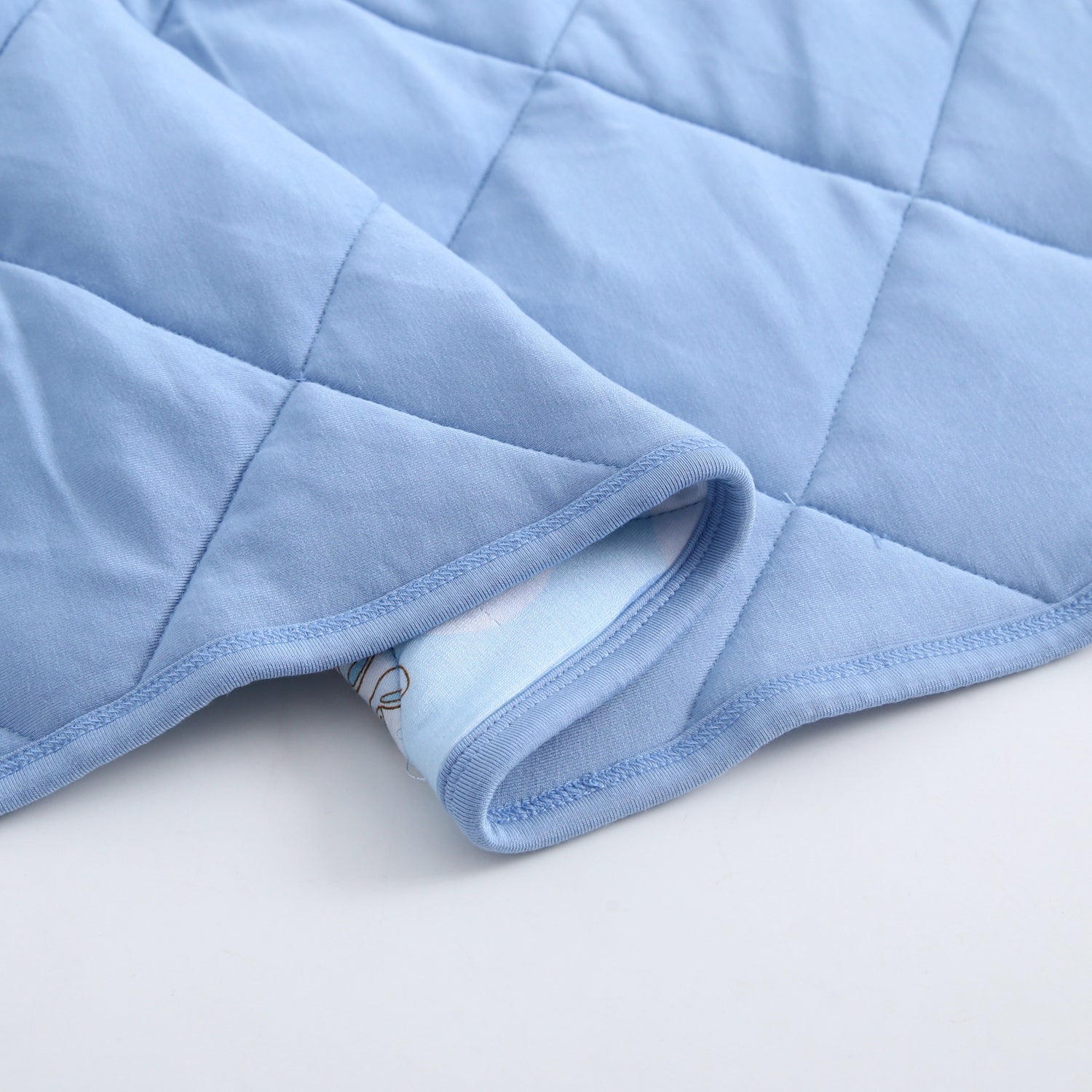Couch Quilty - Neopets® Blueberry Baby - Luxe
