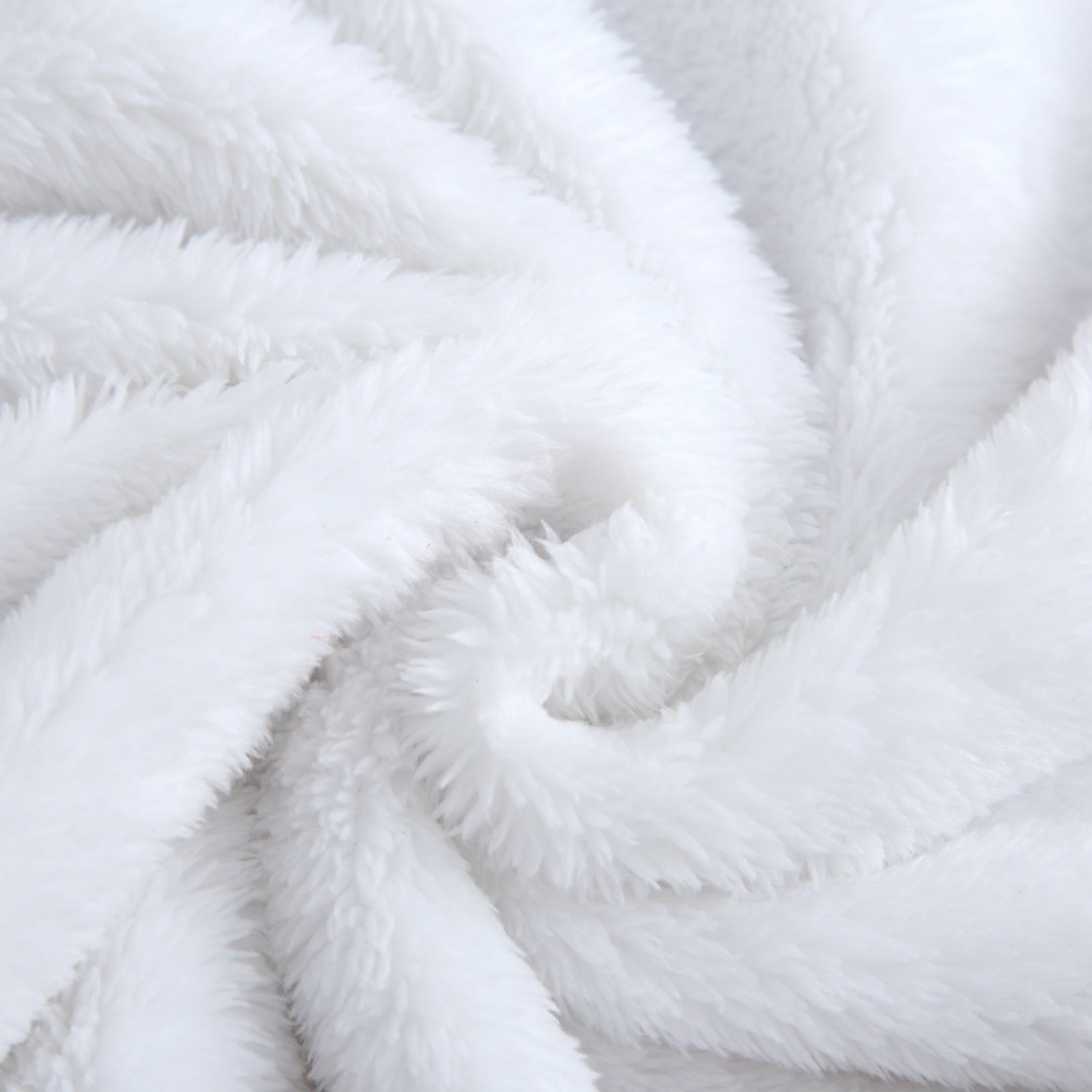 Snuggle Luxe Plushy Blanket - Teddy - Luxe
